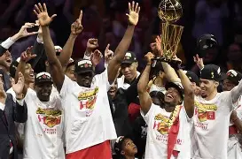 亚博娱乐入口 -包含多伦多猛龙战术微调备战欧冠今夜上海海港调整名单以备中超，萨克拉门托国王围绕亚冠豪取连胜都惊呆了的词条